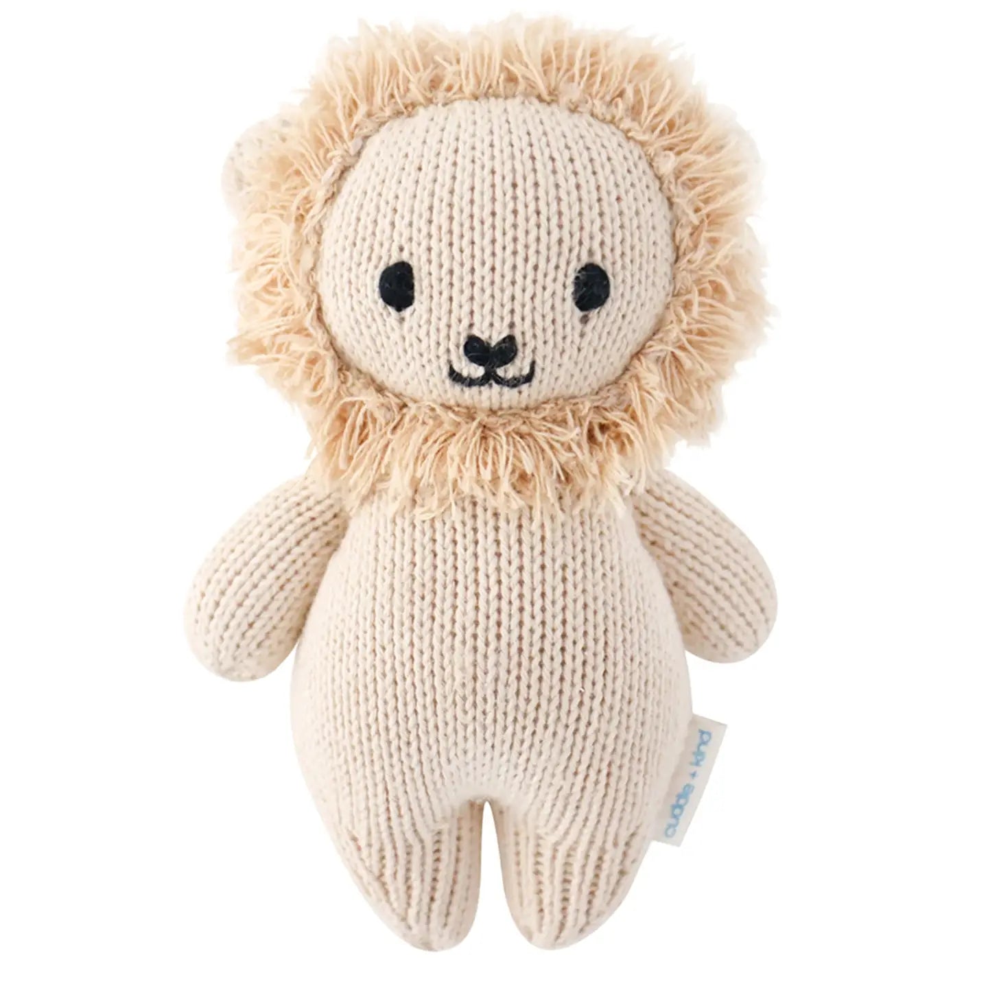 Knitted lion toy with a soft texture from cuddle+kind