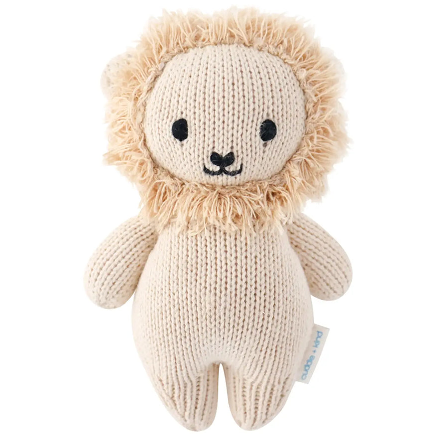 Baby gift set with cuddle+kind lion, blue knitted blanket, hatch sound machine and silicone teether